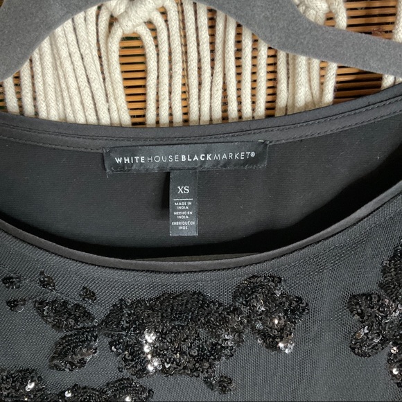 WHBM SEQUINED FLOWER BLOUSE - DNU Size XS Black - Picture 5 of 11